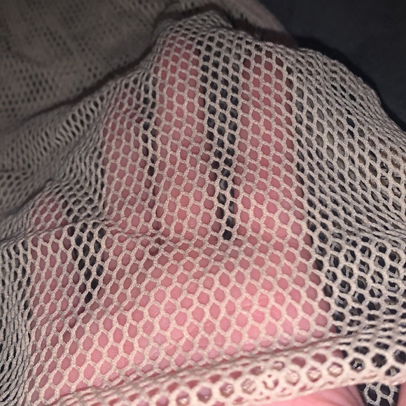 💛2/20 Mesh crop top - Picture 2 of 2